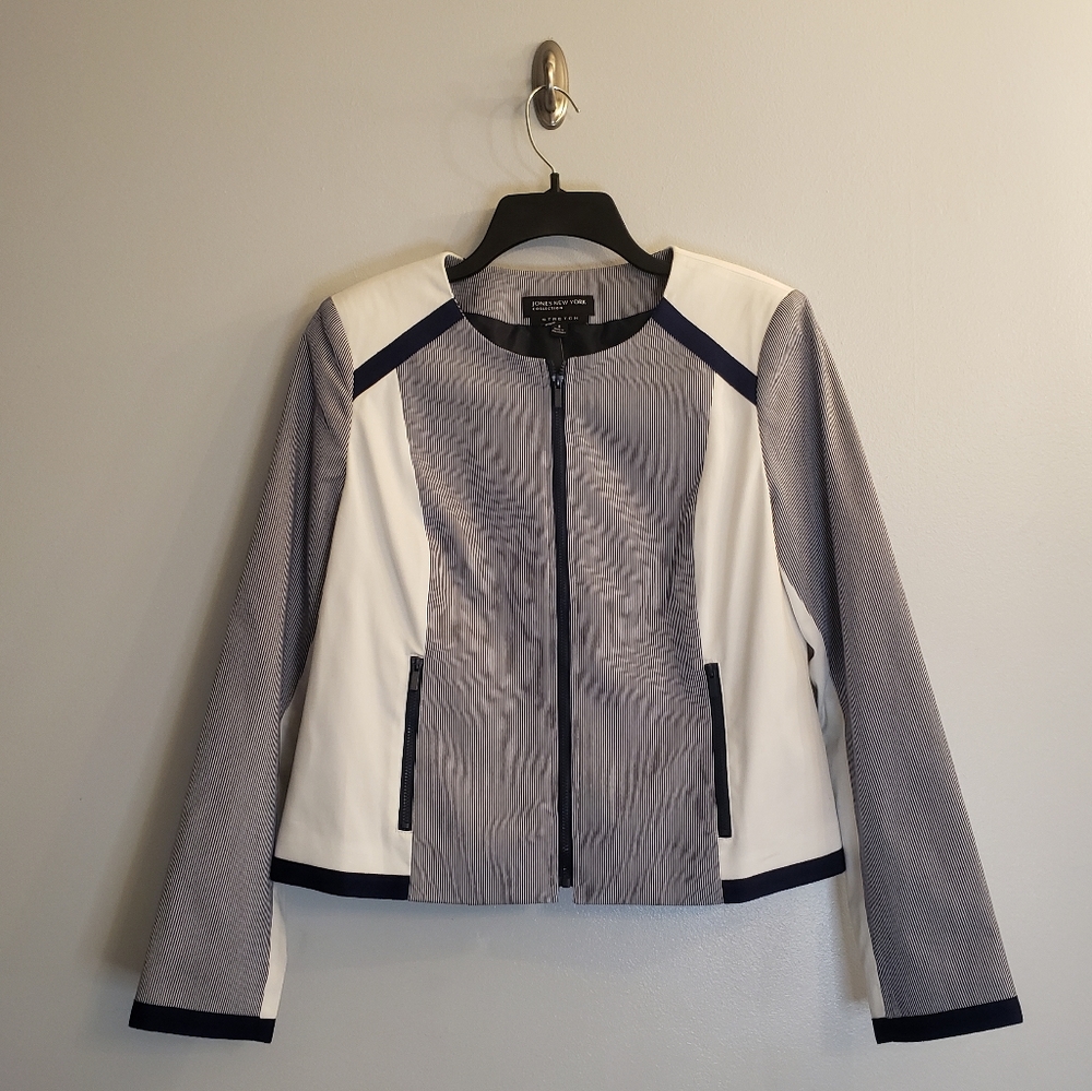 Jones New York Blazer in Navy & White, Stripes, Zipper, Size 6, NWT